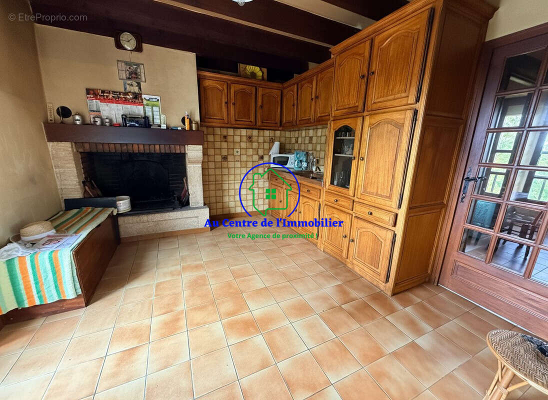 Maison à LAROQUE-TIMBAUT