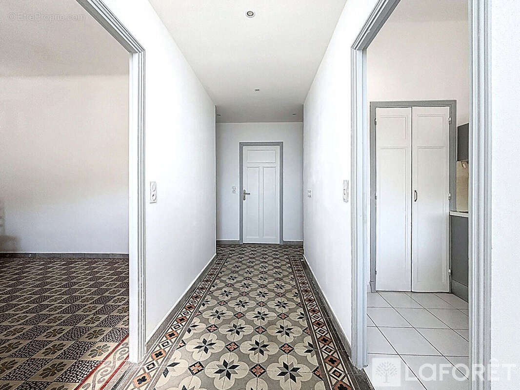 Maison Orange Centre 80 m², 3 chambres, et garage et jardin 590 m² - photo 5