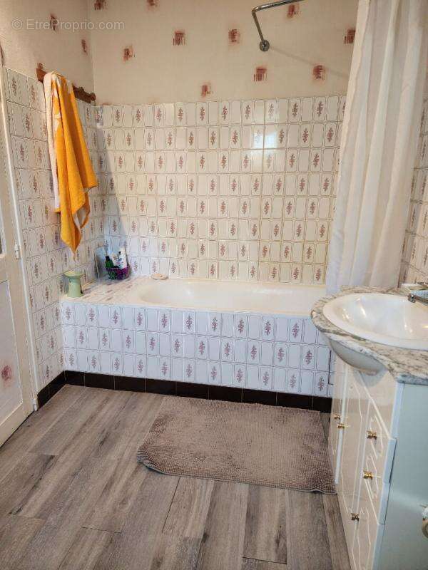 Maison à BEAULIEU-LES-LOCHES