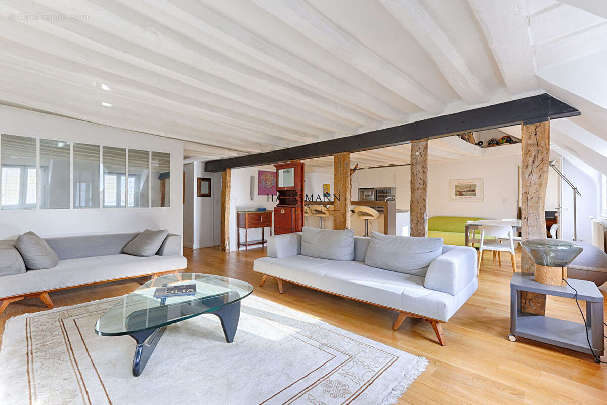 Appartement à PARIS-9E