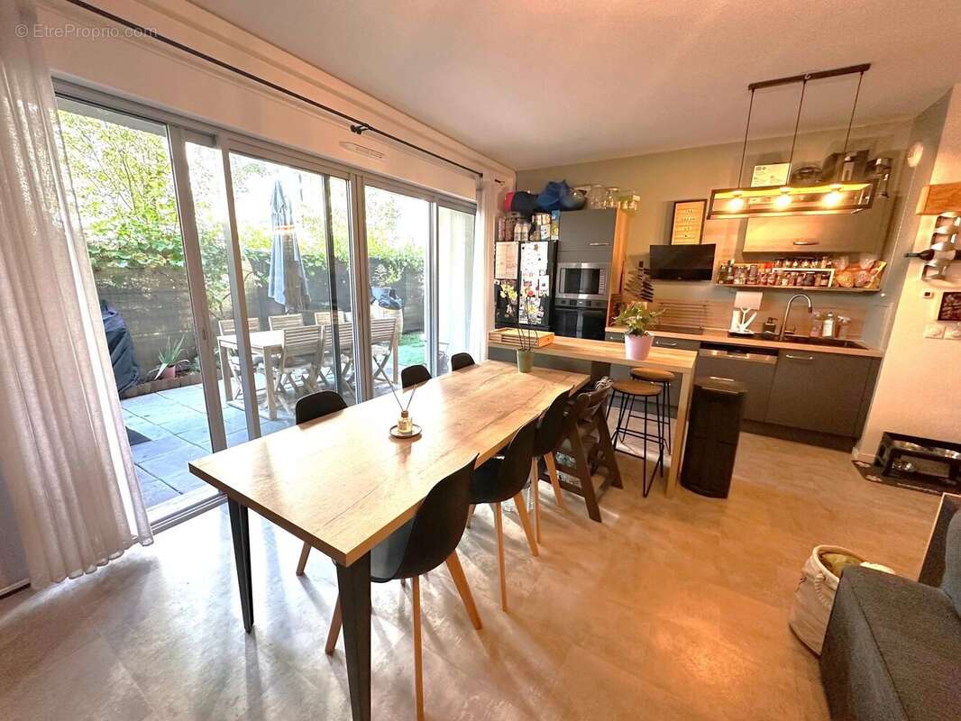 Appartement à BORDEAUX