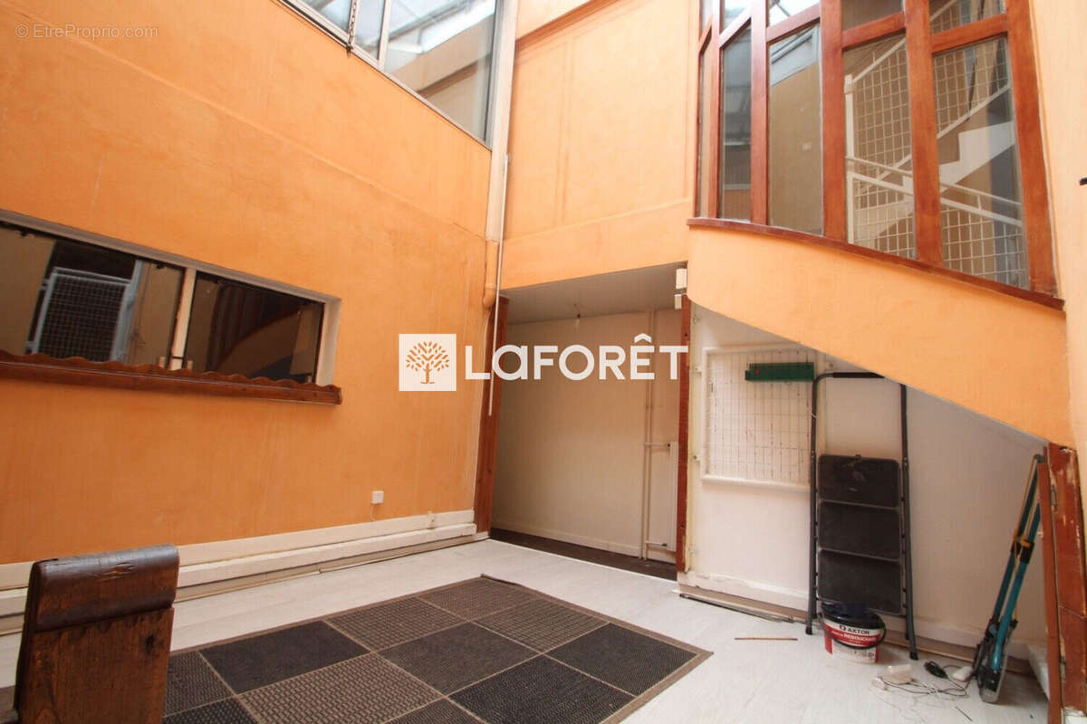 Appartement familial triplex - jardin - stationnement - cave - photo 11