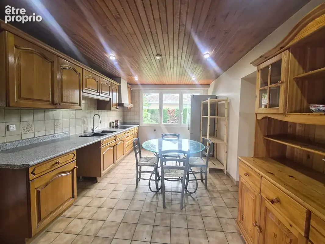 Maison avec studio indépendant, dépendances et verger à Saint-Gein ? Investissement locatif - photo 3