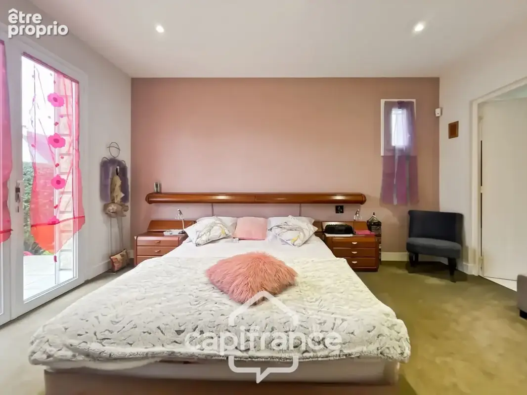 Secteur Golf d’Ormesson-sur-Marne, maison familiale 215 m², calme absolu, terrain 1 060 m² - photo 9