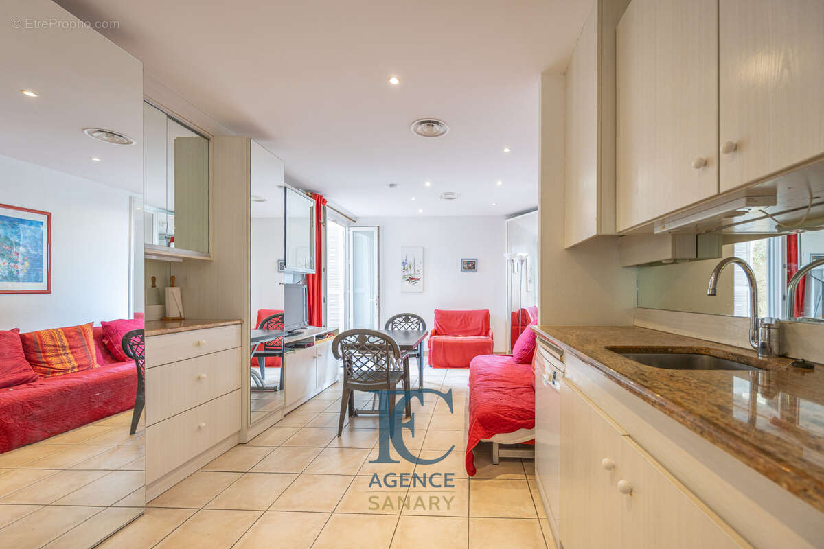 Appartement à SANARY-SUR-MER