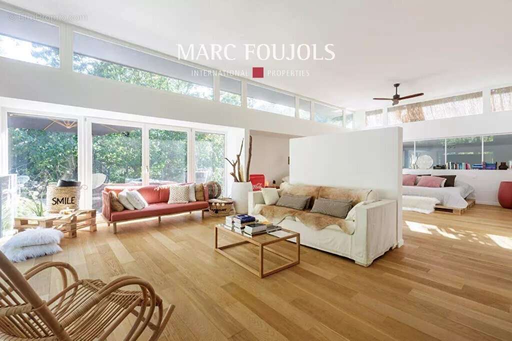 Maison à JOUY-EN-JOSAS