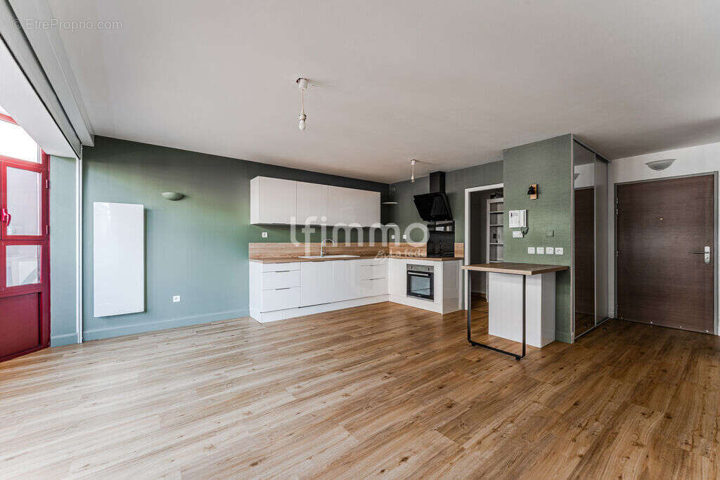 Appartement T2 bis 61 m2 cave parking « à saisir sur offre de pr - photo 3