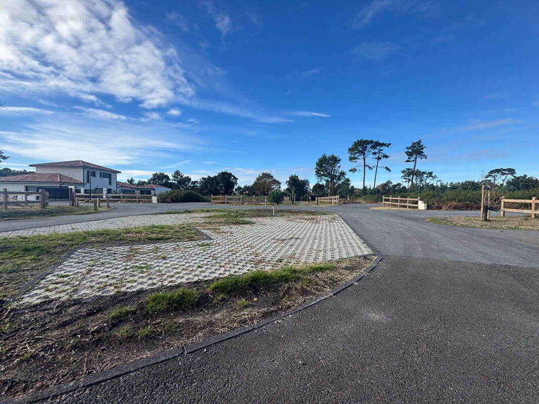 Terrain à MOLIETS-ET-MAA