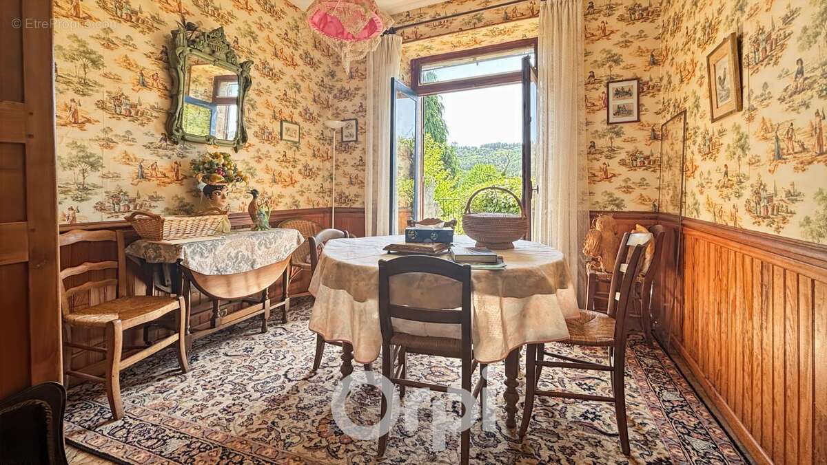 Maison à SAINT-SULPICE-LAURIERE