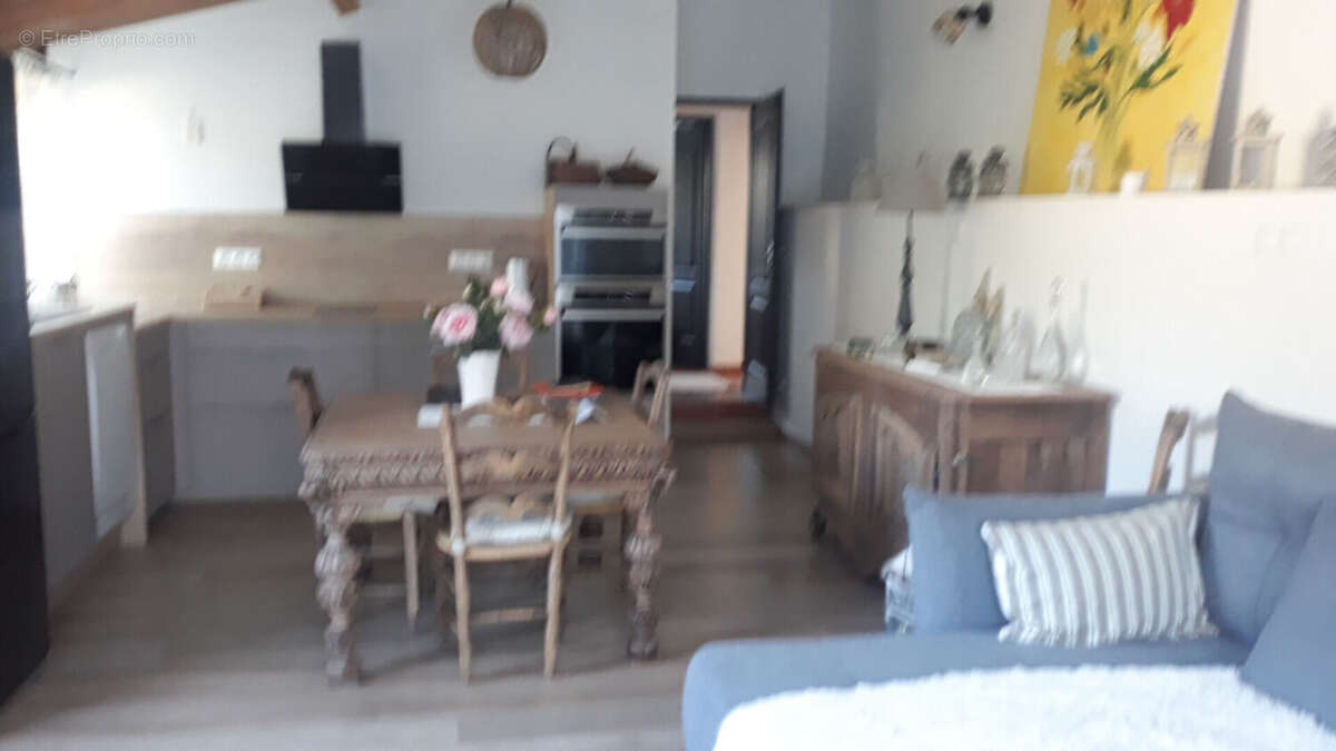 Propriété  coeur de village avec  3 habitations à Les Mages 10 pièce(s) 295 m2 sur 1263m² de terrain avec piscine - photo 15