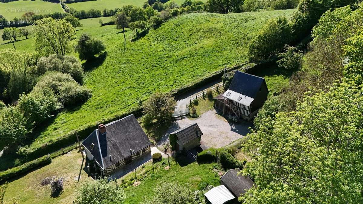 Maison à LESSARD-ET-LE-CHENE