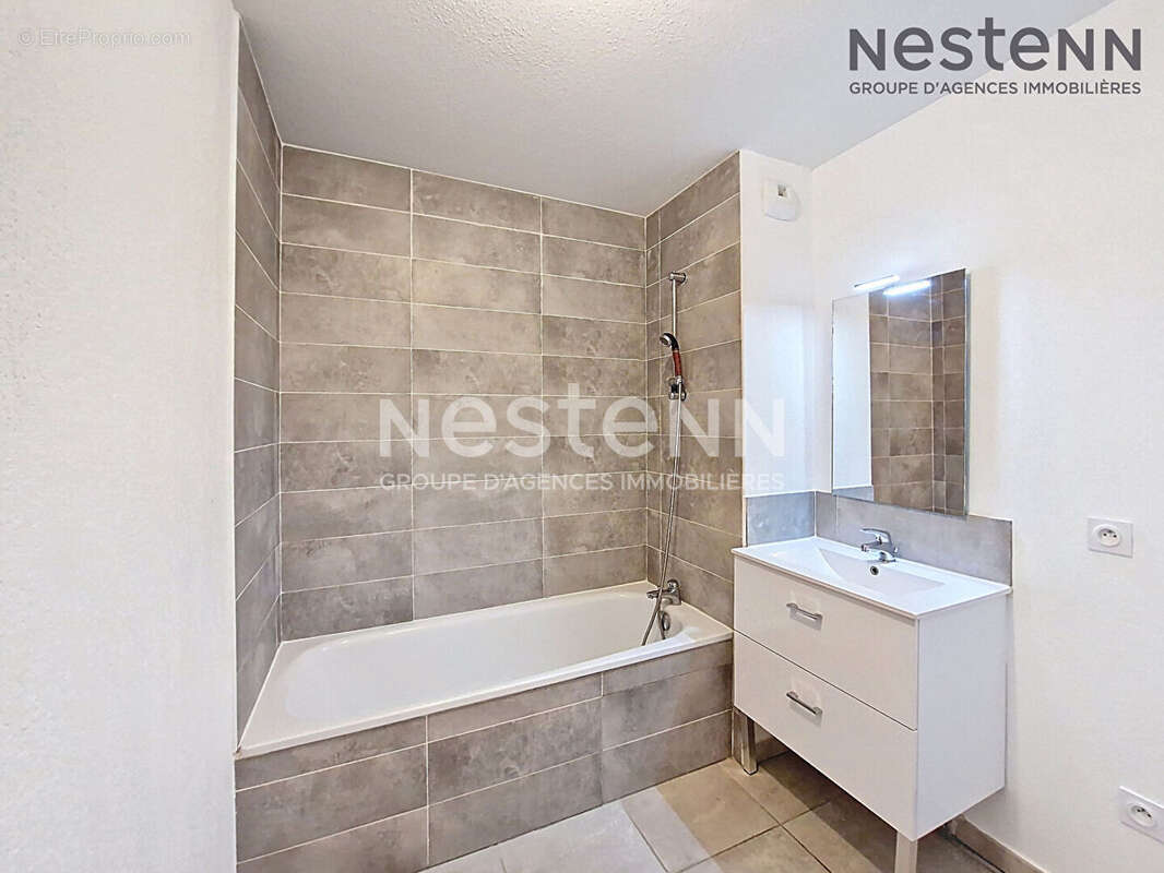 Appartement à LUNEL