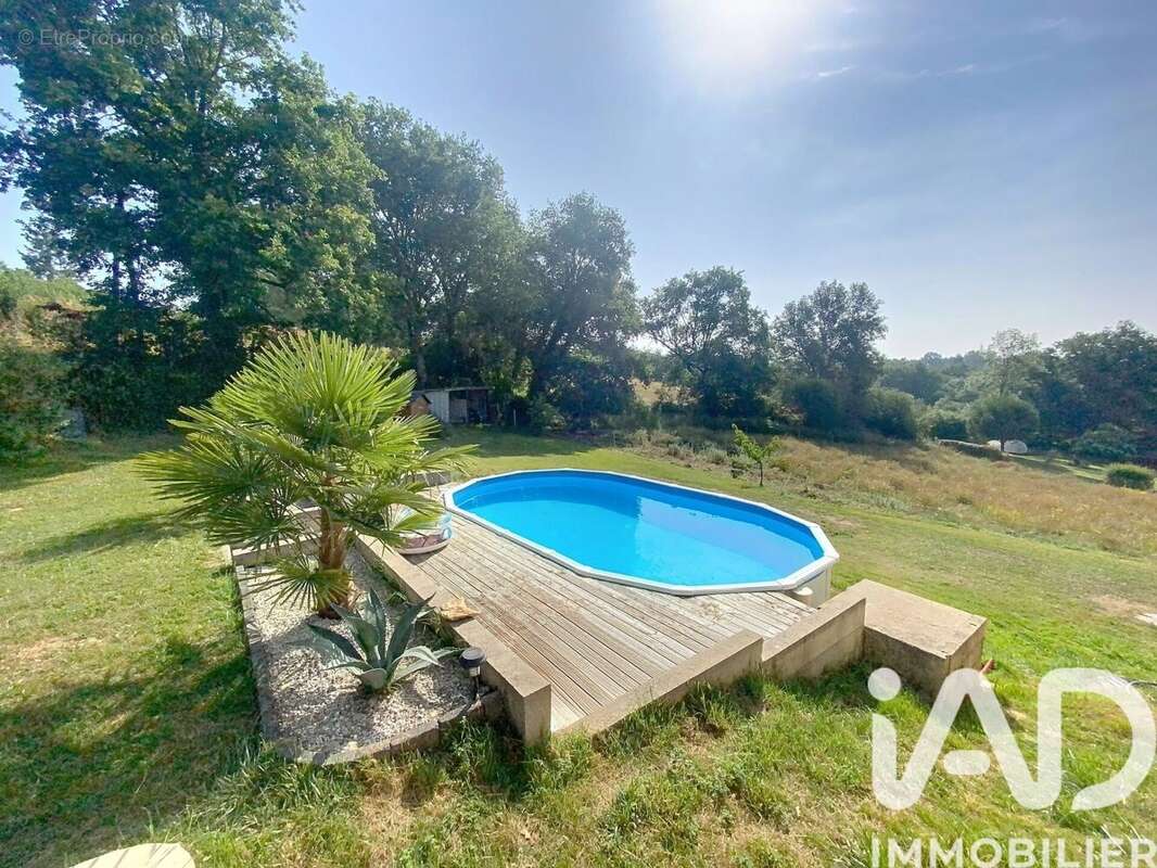 Photo 2 - Maison à CUBLAC
