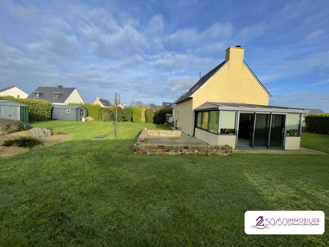 Maison à LANHOUARNEAU