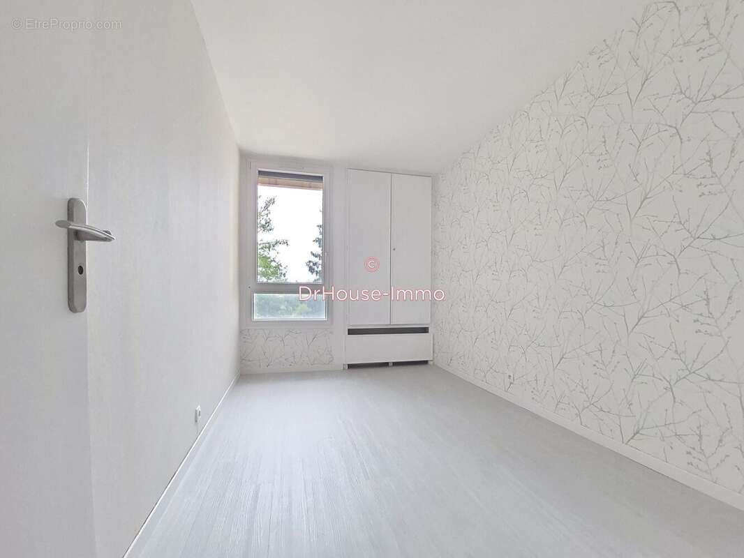 Appartement à ELANCOURT