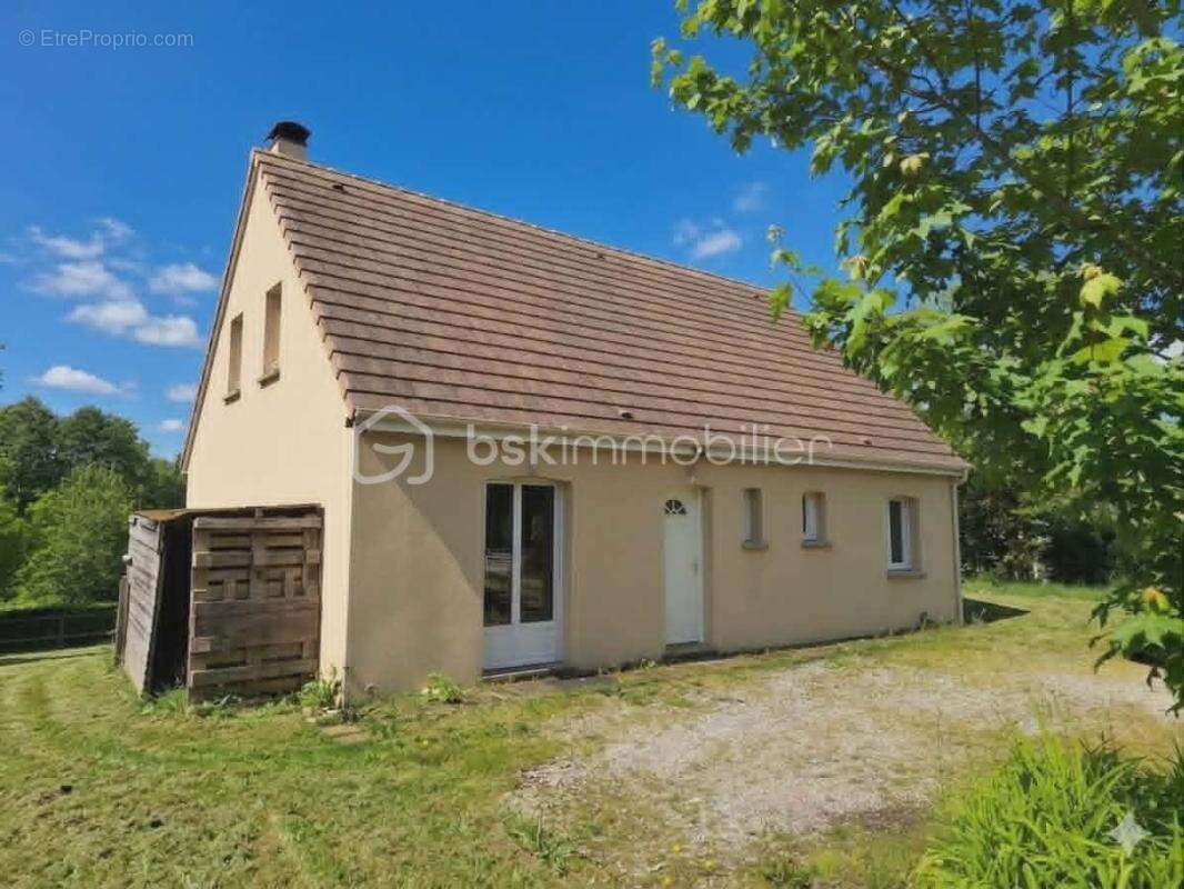 Maison à BONSMOULINS