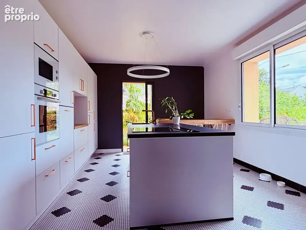 Photo Maison à Bain-De-Bretagne au prix de 356 000€