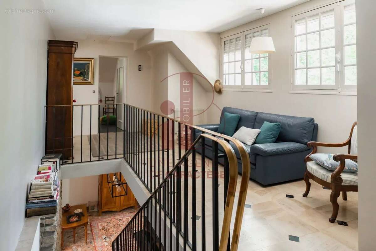 Maison à FONTAINEBLEAU