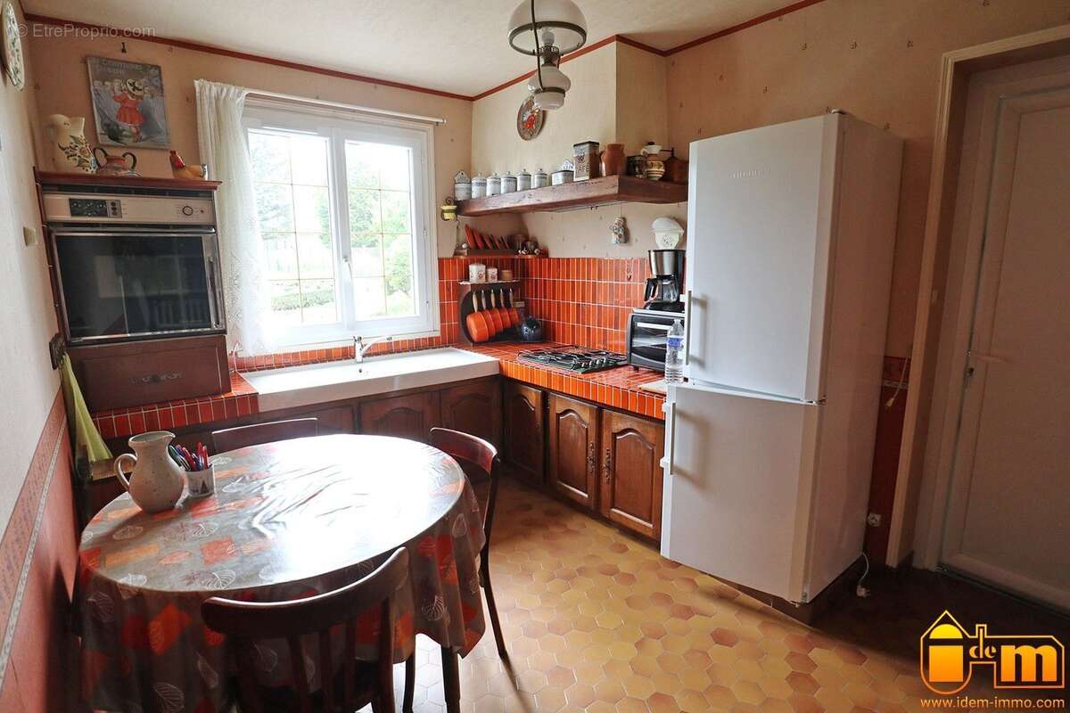 Maison à ETAMPES