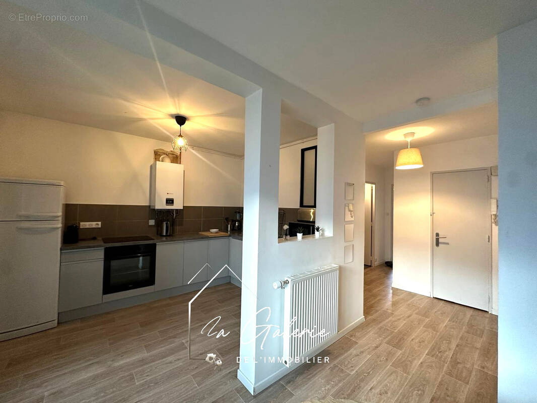 Appartement à LE PONT-DE-CLAIX