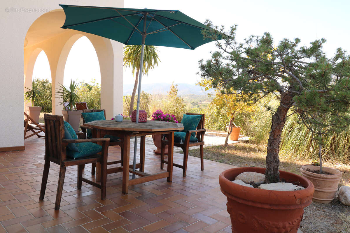 Maison à SAINT-CHINIAN