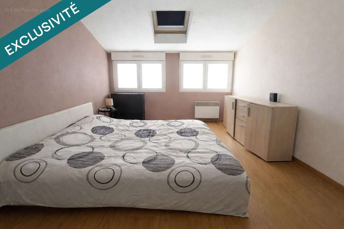 Appartement 121 m² à Saint-Genix-Sur-Guiers  - photo 5