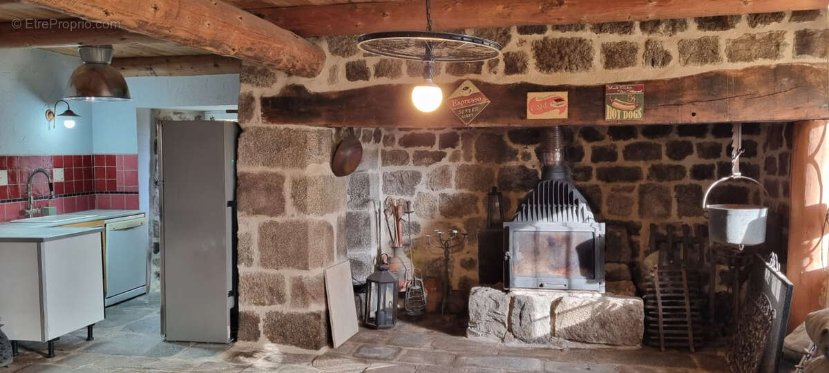 Maison à LE CHAMBON-SUR-LIGNON