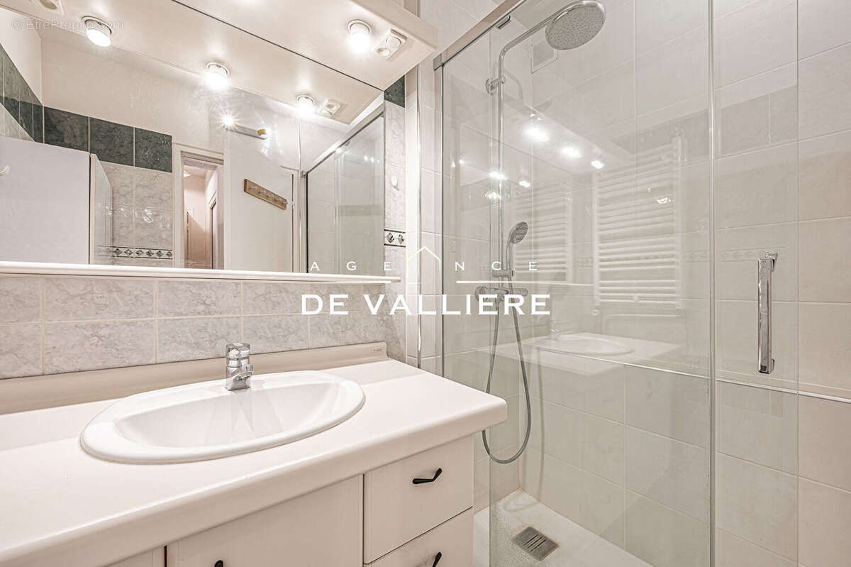 Appartement à PUTEAUX