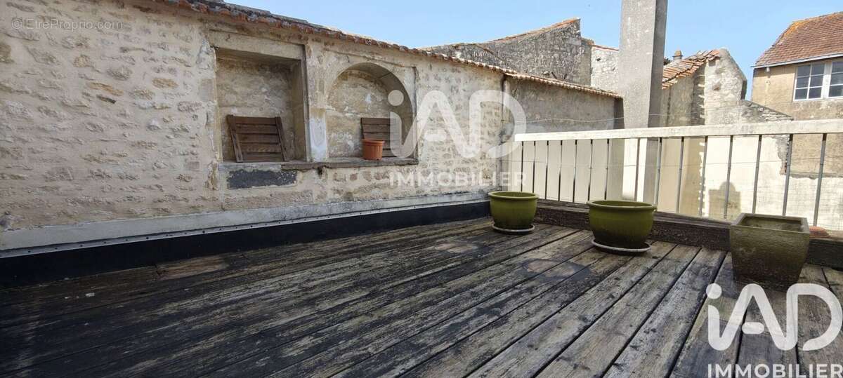 Photo 2 - Appartement à FONTENAY-LE-COMTE