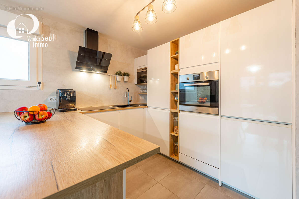 Appartement à POISY