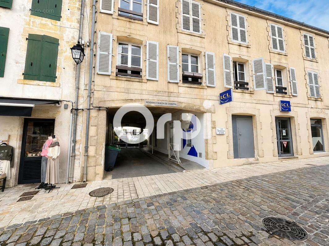 Appartement à SAINT-MARTIN-DE-RE