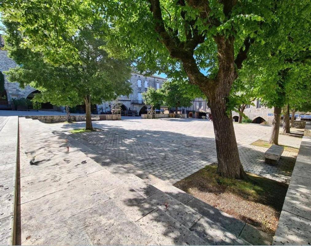 Maison à MONFLANQUIN