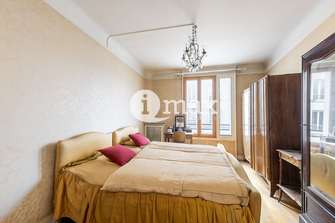 Appartement à LEVALLOIS-PERRET