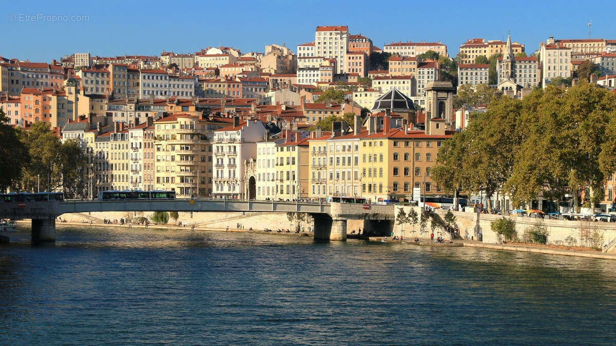 Appartement à LYON-4E