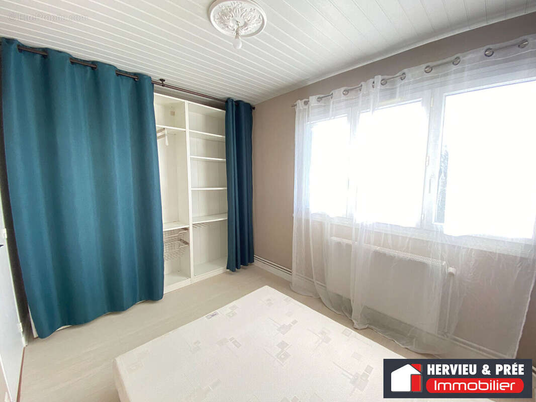 Appartement à LUC-SUR-MER