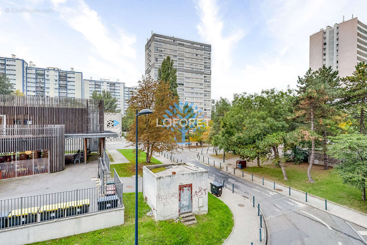 Appartement à FONTENAY-SOUS-BOIS