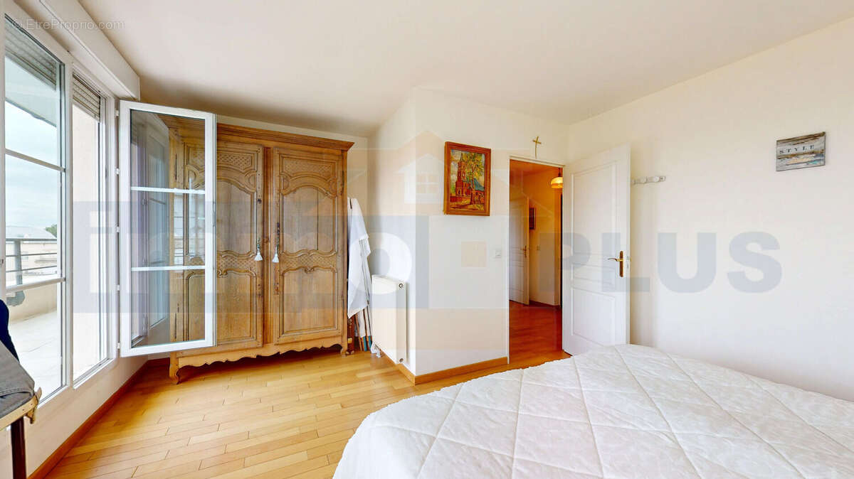 Appartement à MONTIGNY-LE-BRETONNEUX