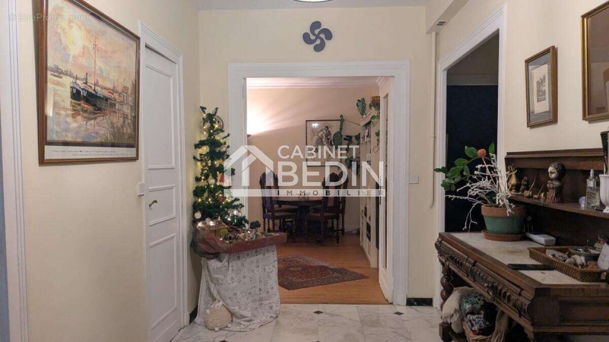 Appartement à BORDEAUX