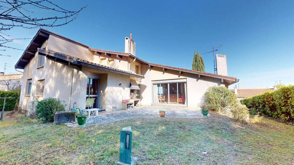 Maison à RAMONVILLE-SAINT-AGNE