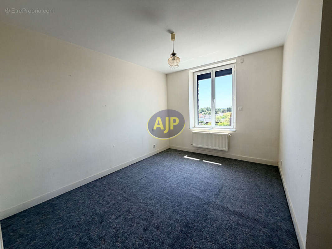 Maison Bourg 9 pièces 199m2, 1580 m² terrain - photo 8