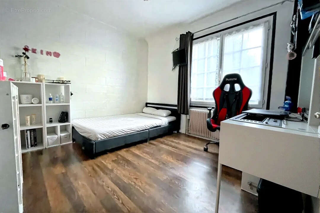 Maison à VILLIERS-SUR-MORIN