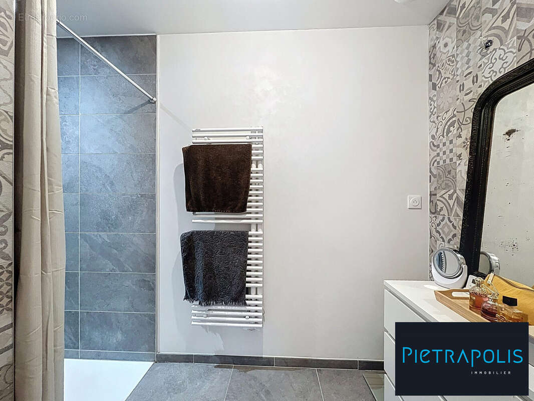 Maison 140 m² à Saint-Bernard  - photo 6