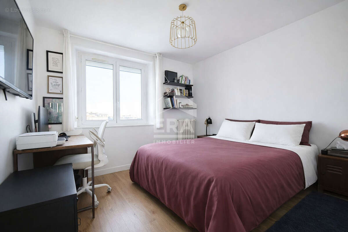 Appartement à ISSY-LES-MOULINEAUX