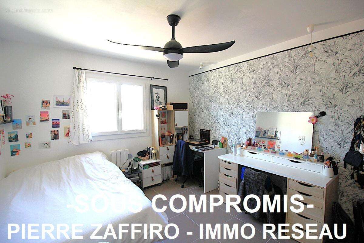 Maison 105 m² à Llupia  - photo 6