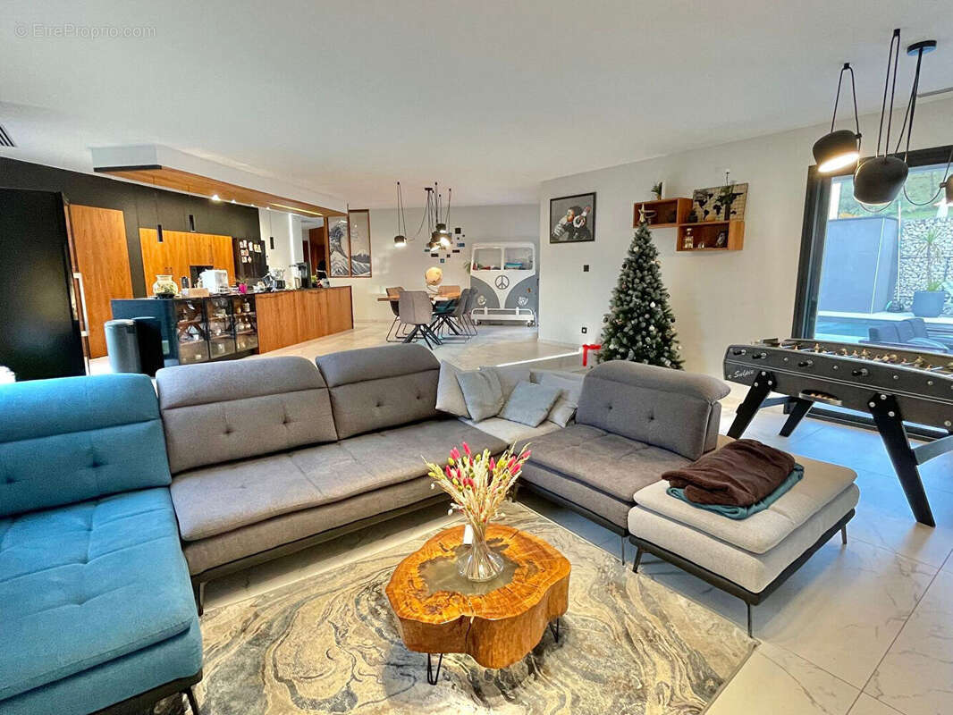 Maison à SAINT-CHEF