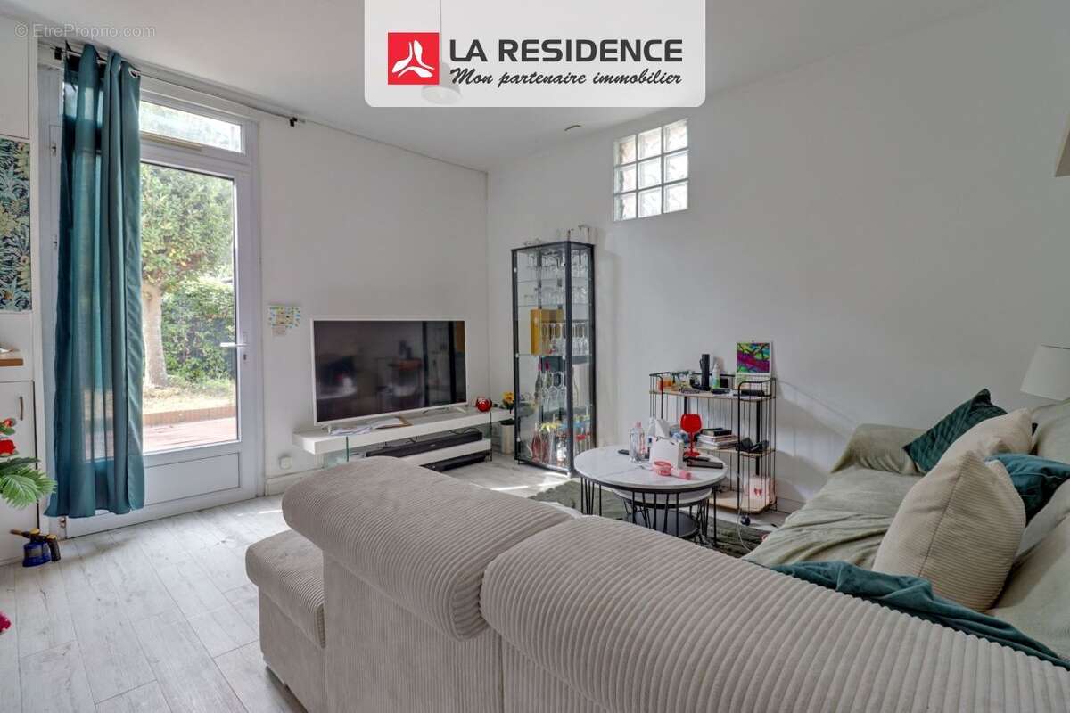 Appartement 34 m² à Poissy  - photo 2