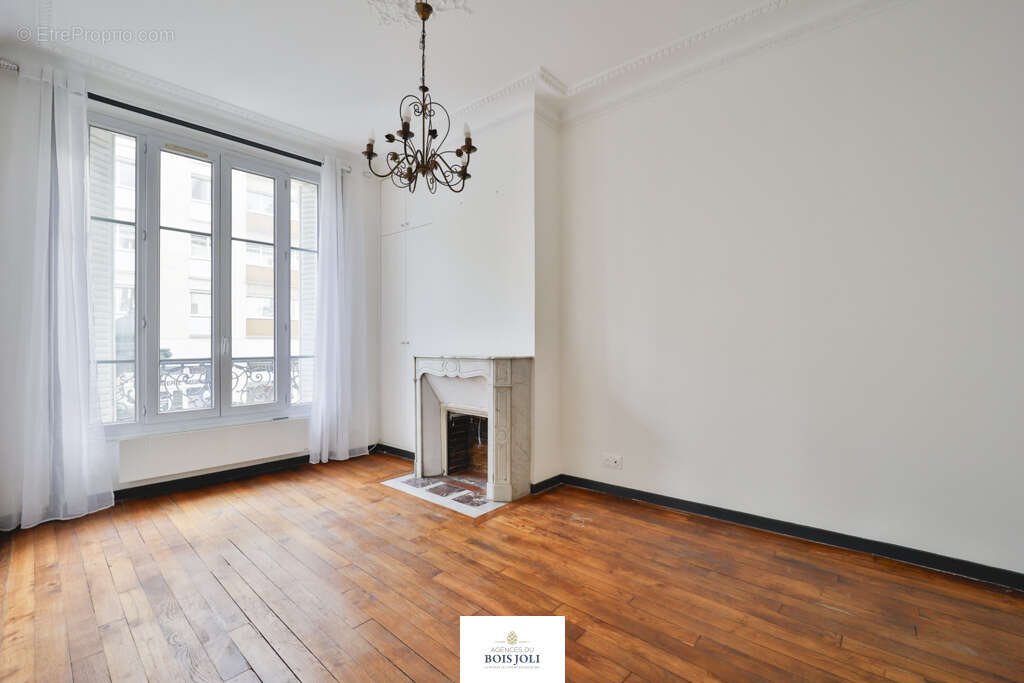 Appartement à ISSY-LES-MOULINEAUX