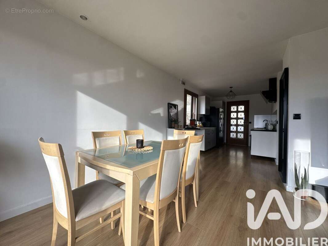 Photo 7 - Maison à MONTLHERY