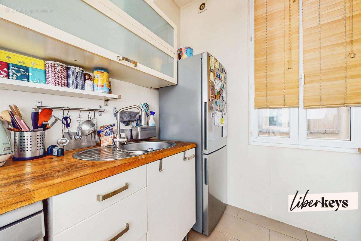 Appartement à MARSEILLE-4E