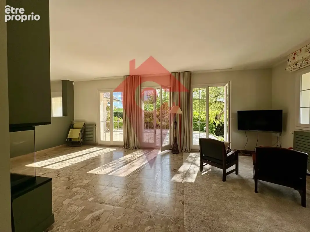 maison familiale entièrement rénovée de225m 2 - 5 chambres- - photo 7